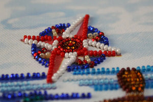 Bead Embroidery Kit Mid-sized bead embroidery kit Attracted distance