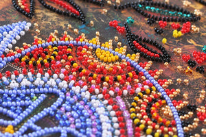 Bead Embroidery Kit Mid-sized bead embroidery kit Chameleon