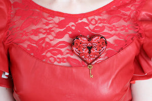 Brooch Embroidery Kit Decoration The key to the heart-1