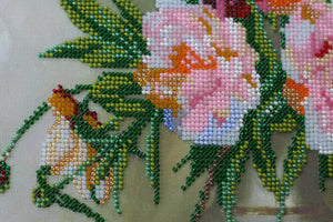 Bead Embroidery Kit Main Bead Embroidery Kit Cream bunch
