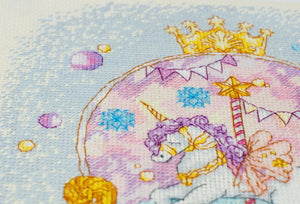 Cross Stitch Kit Cross-stitch kits Roundabout