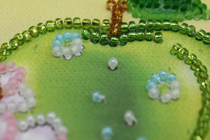 Magnets Bead Embroidery Kit Magnets Bead embroidery kit Apple