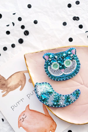 Brooch Embroidery Kit Decoration Cheshire Cat