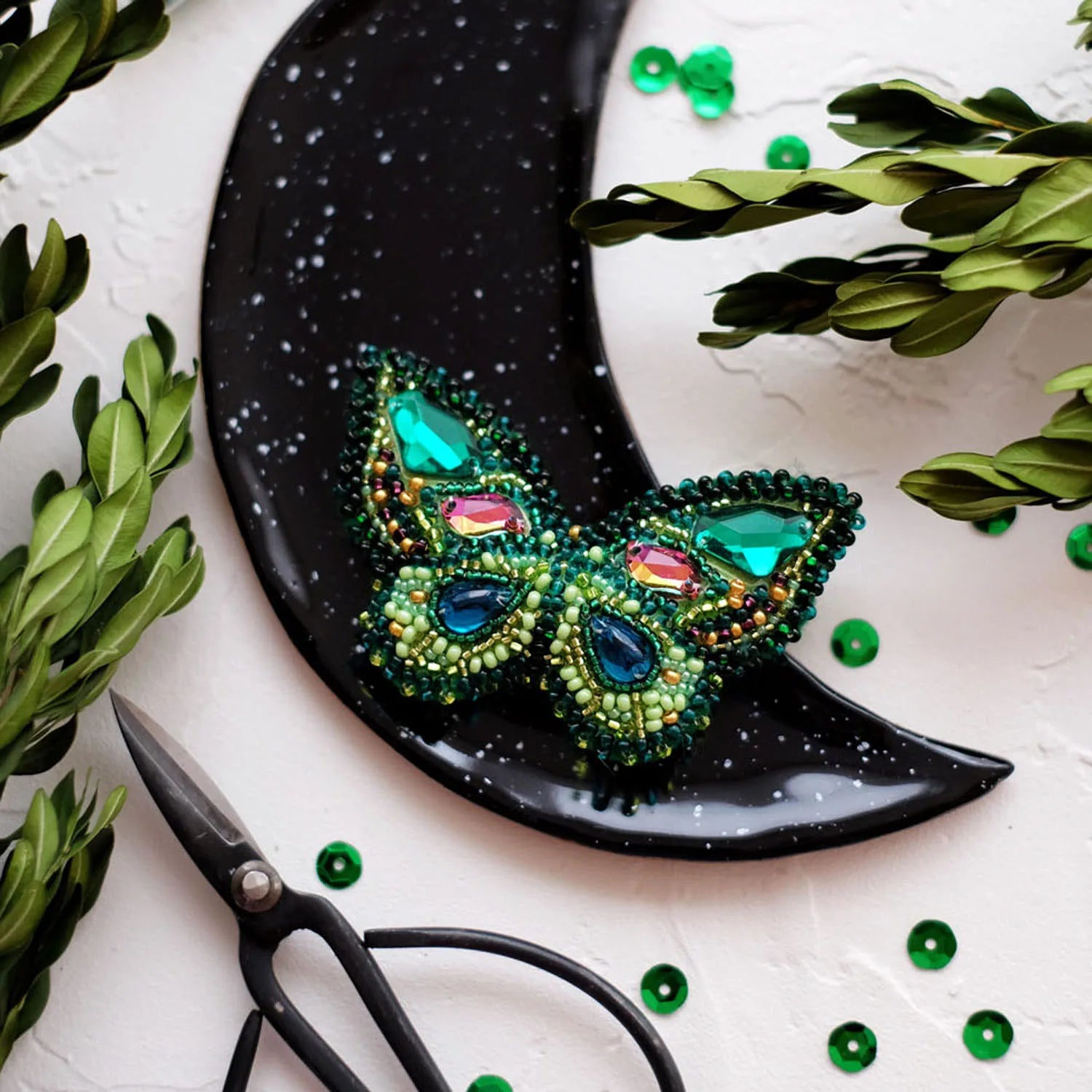 Brooch Embroidery Kit Decoration Emerald august