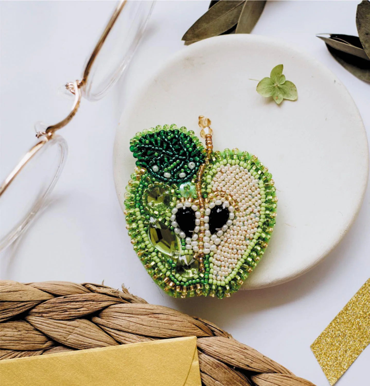 Brooch Embroidery Kit Decoration Green apple