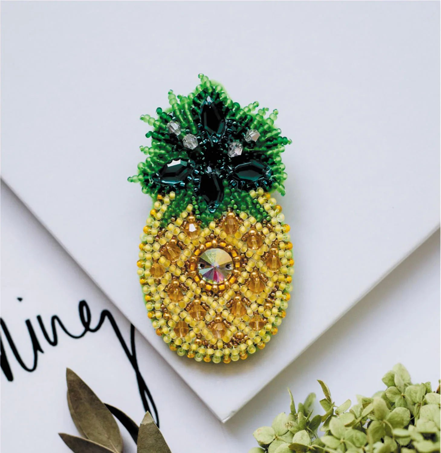 Brooch Embroidery Kit Decoration Pineapple