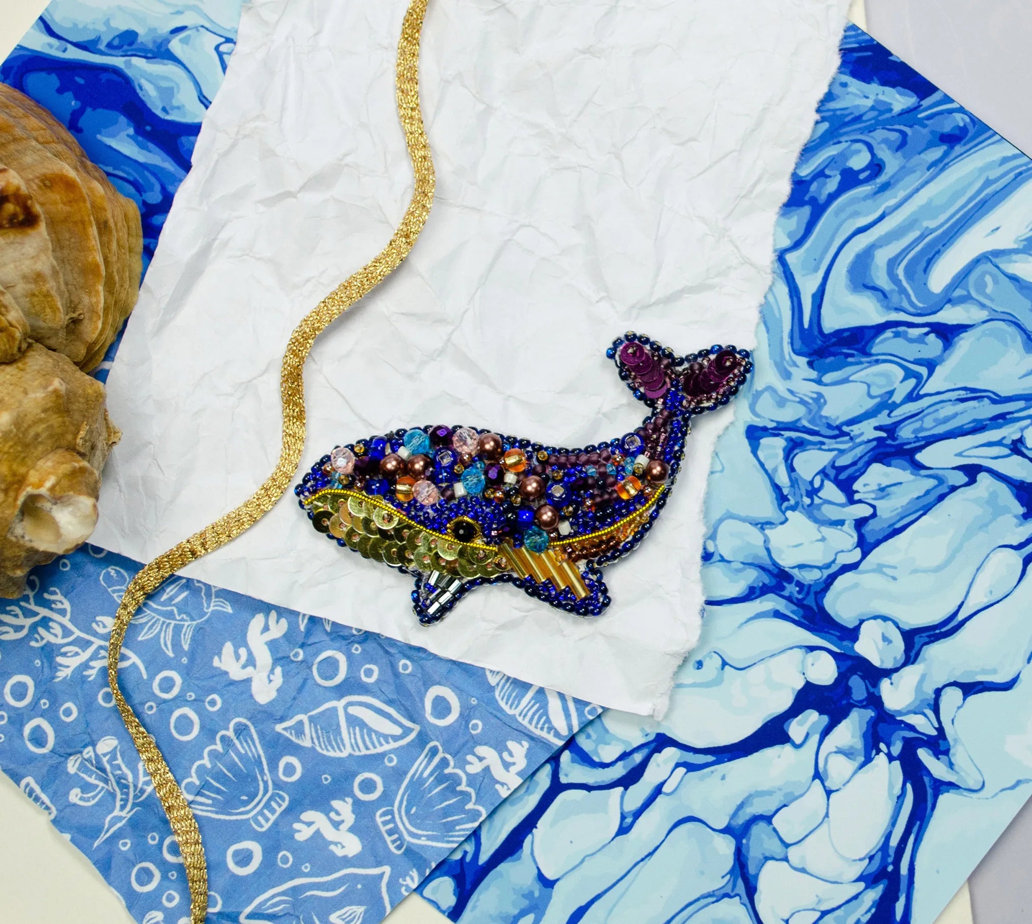 Brooch Embroidery Kit Decoration Blue whale (Decoration)
