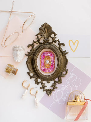 Brooch Embroidery Kit Decoration Letter "O"