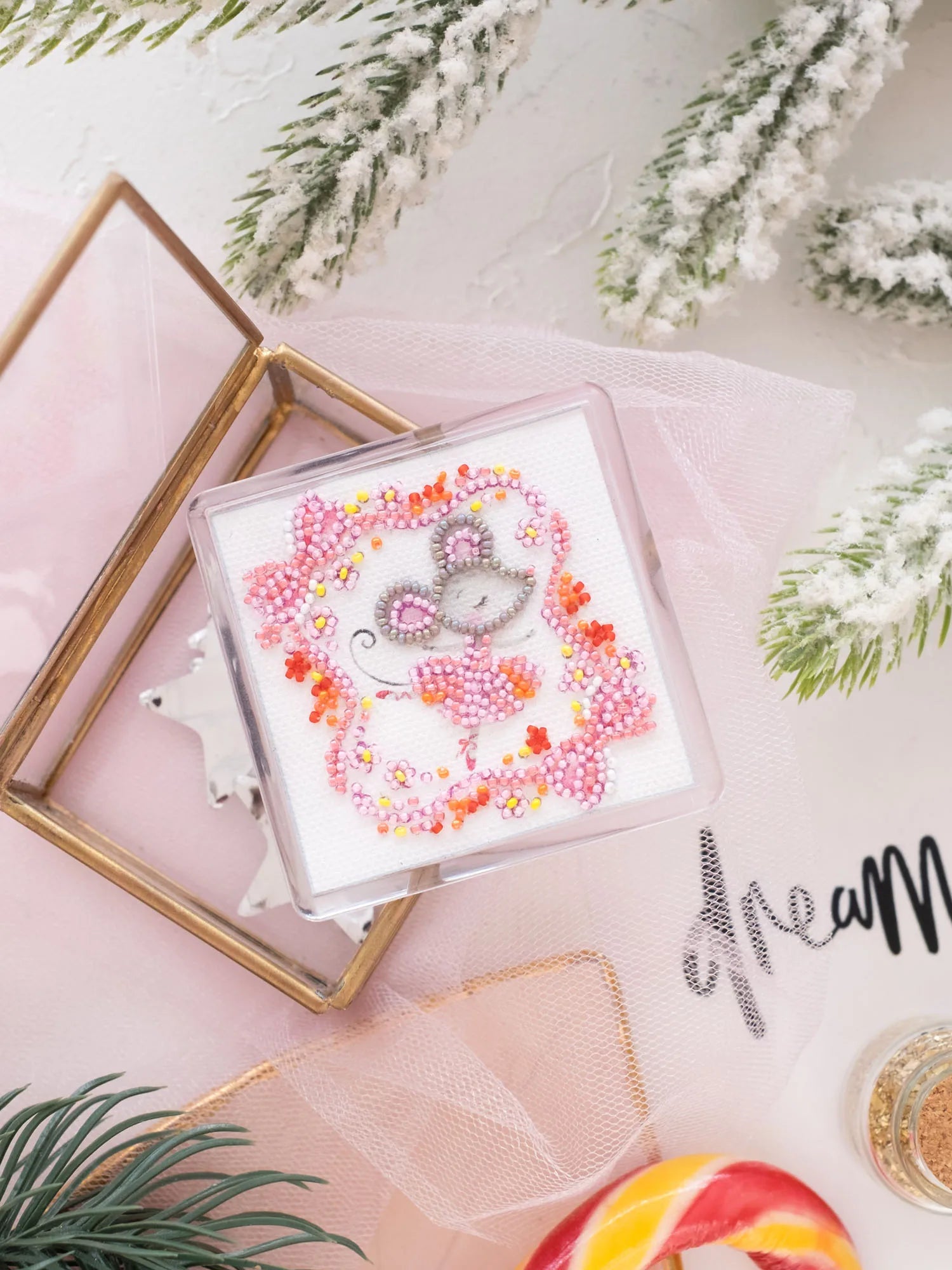 Magnets Bead Embroidery Kit Magnets Bead embroidery kit A little mouse