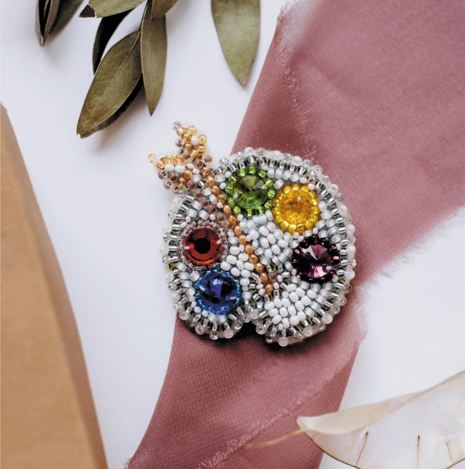 Brooch Embroidery Kit Decoration Palette