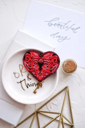 Brooch Embroidery Kit Decoration The key to the heart-1