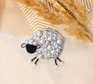 Brooch Embroidery Kit Decoration Curly sheep (Decoration)