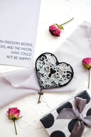 Brooch Embroidery Kit Decoration The key to the heart-2