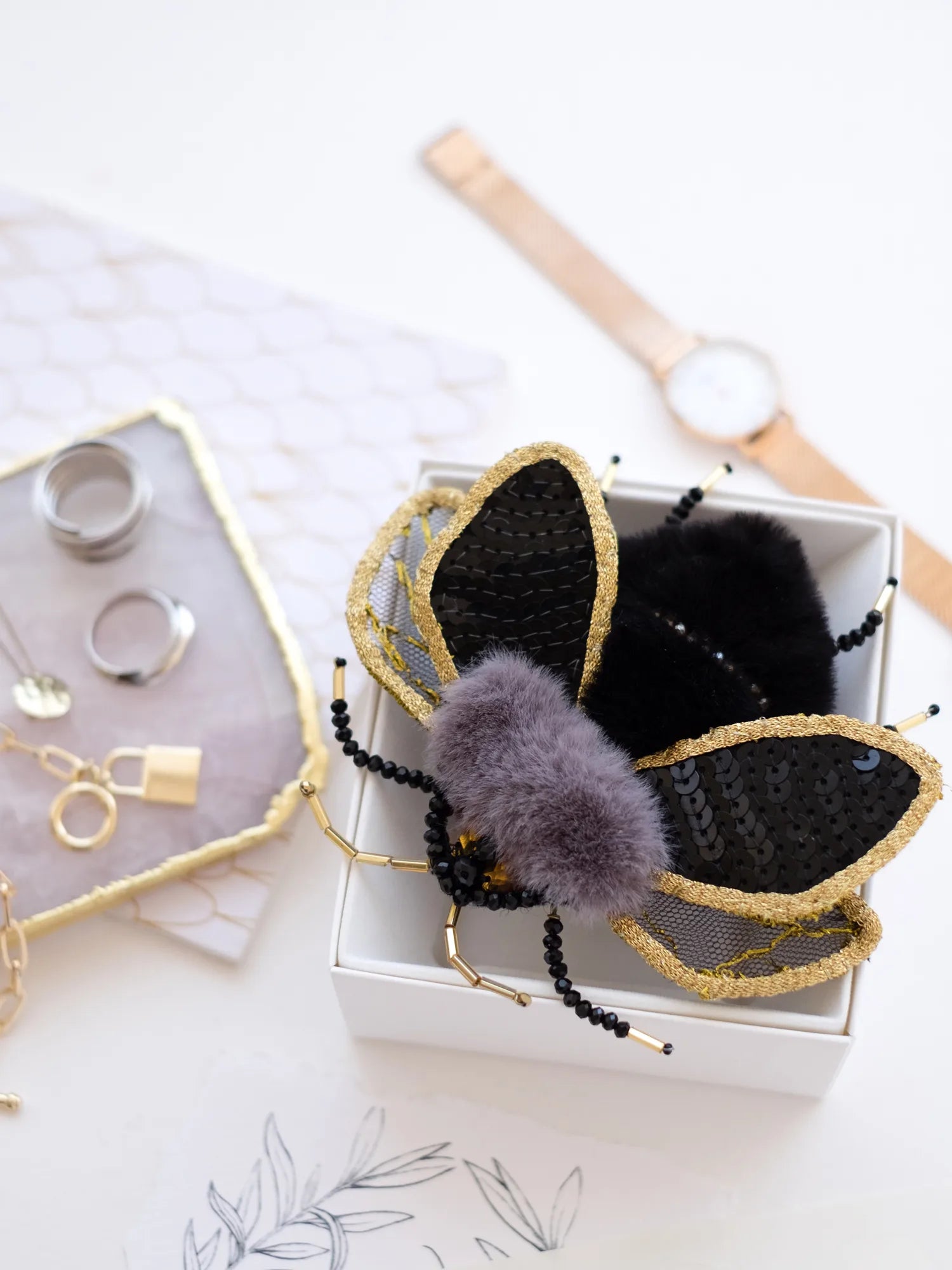 Brooch Embroidery Kit Decoration Velvet story