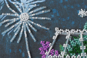Bead Embroidery Kit Mid-sized bead embroidery kit The cradle of dreams