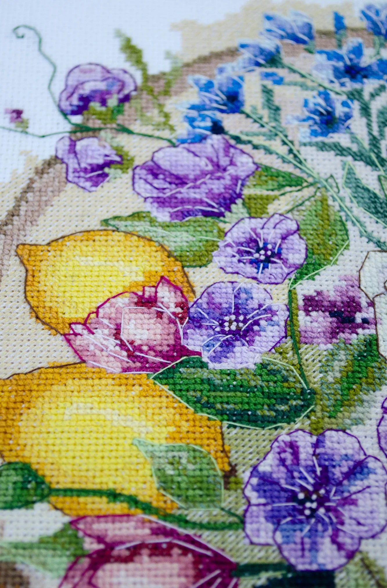 Cross Stitch Kit Cross-stitch kits A floral moment