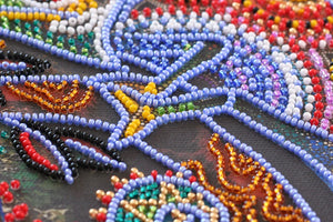 Bead Embroidery Kit Mid-sized bead embroidery kit Chameleon