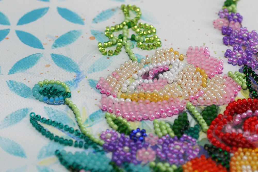 Bead Embroidery Kit Mid-sized bead embroidery kit Blooming flowers