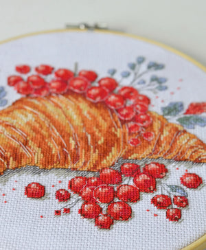 Cross Stitch Kit Cross-stitch kits Redcurrant Croissant