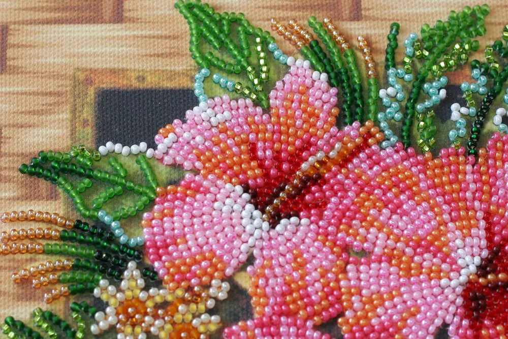 Bead Embroidery Kit Mid-sized bead embroidery kit Tanzanian flowers