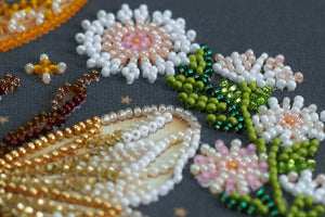 Bead Embroidery Kit Mid-sized bead embroidery kit Honey dream