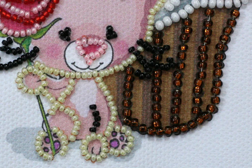 Magnets Bead Embroidery Kit Magnets Bead embroidery kit Cupcake and a rose