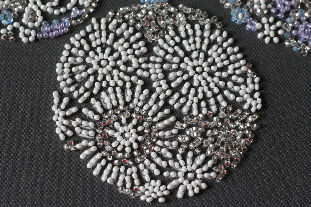 Bead Embroidery Kit Mid-sized bead embroidery kit Lace balls