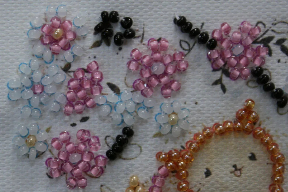 Magnets Bead Embroidery Kit Magnets Bead embroidery kit Kittens in flowers