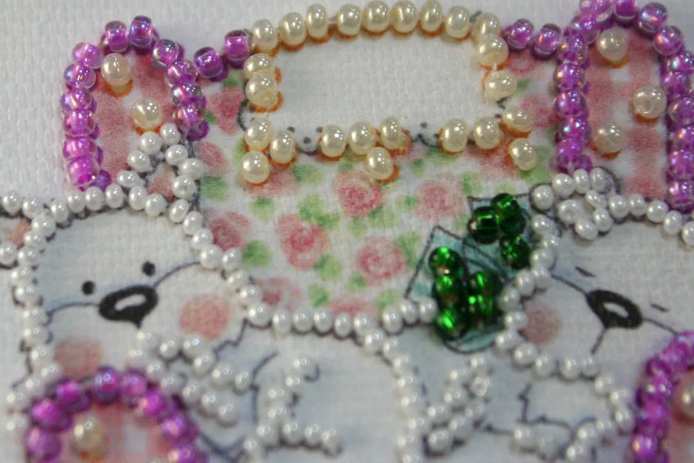 Magnets Bead Embroidery Kit Magnets Bead embroidery kit United friends