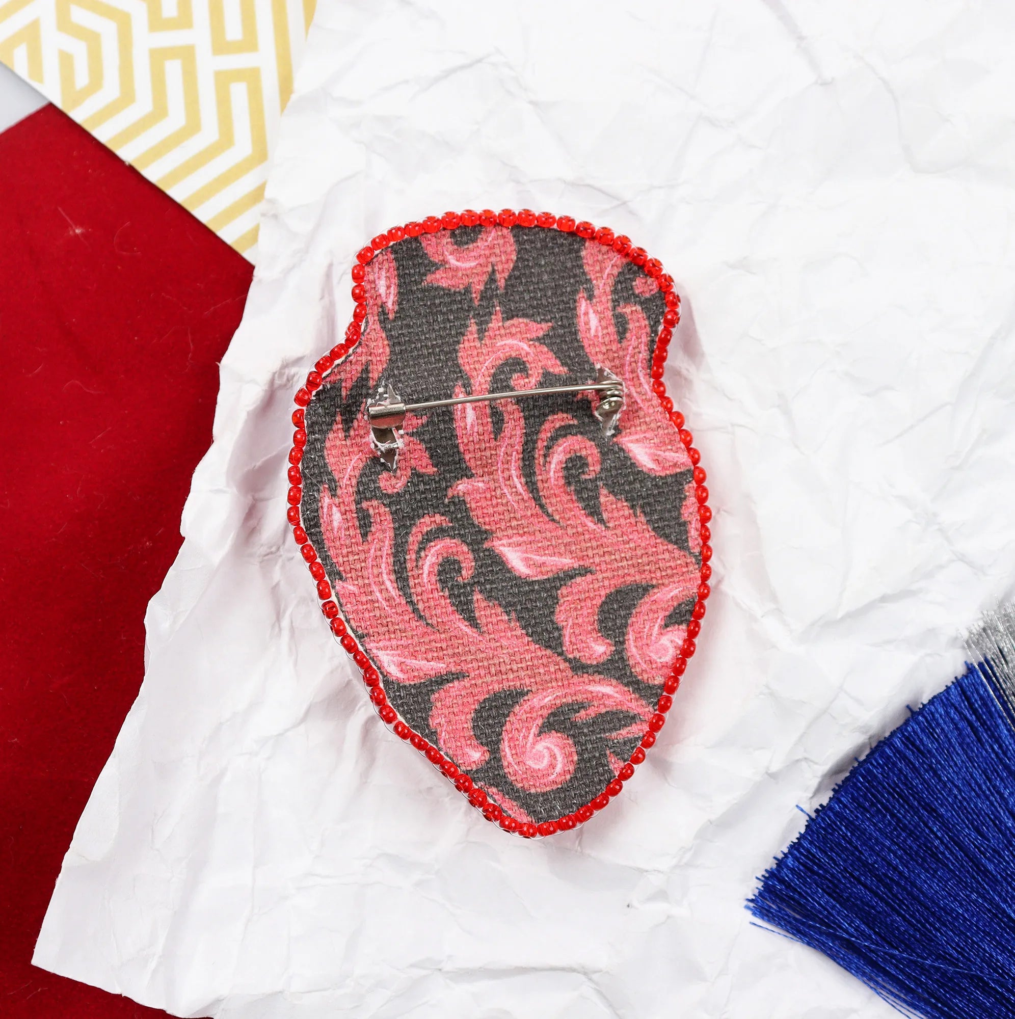 Brooch Embroidery Kit Decoration Heartbeat (Decoration)