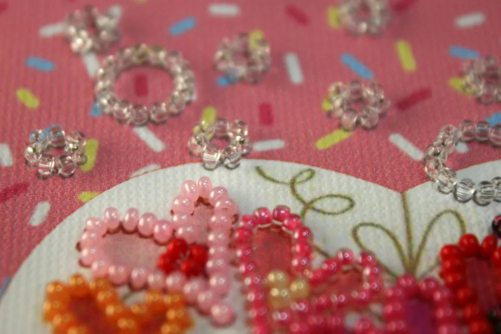 Pennant Bead Embroidery Kit Pennant-kit Bead Embroidery A song of love