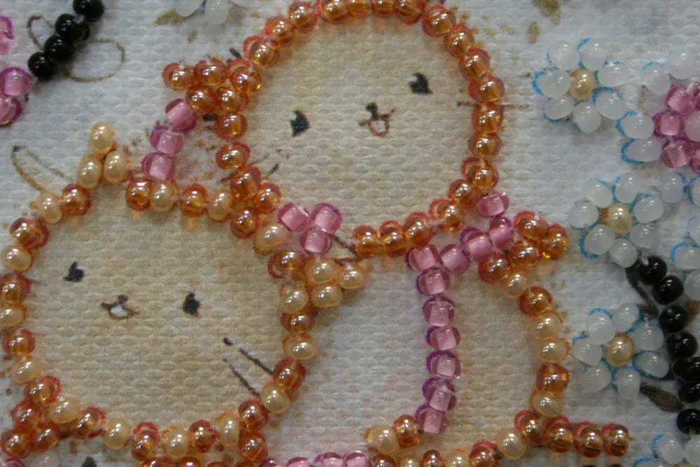 Magnets Bead Embroidery Kit Magnets Bead embroidery kit Kittens in flowers