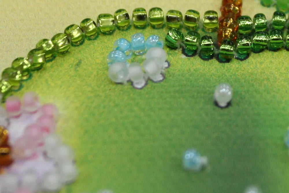 Magnets Bead Embroidery Kit Magnets Bead embroidery kit Apple