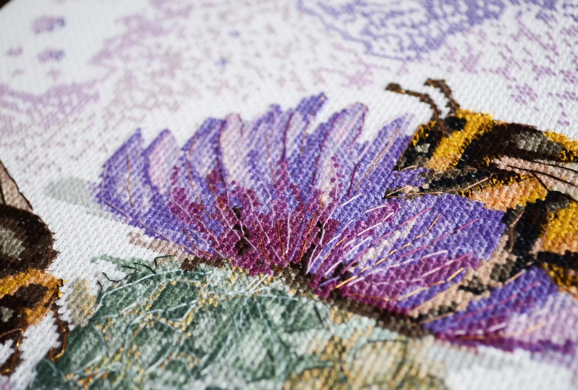 Cross Stitch Kit Cross-stitch kits Hunting for nectar