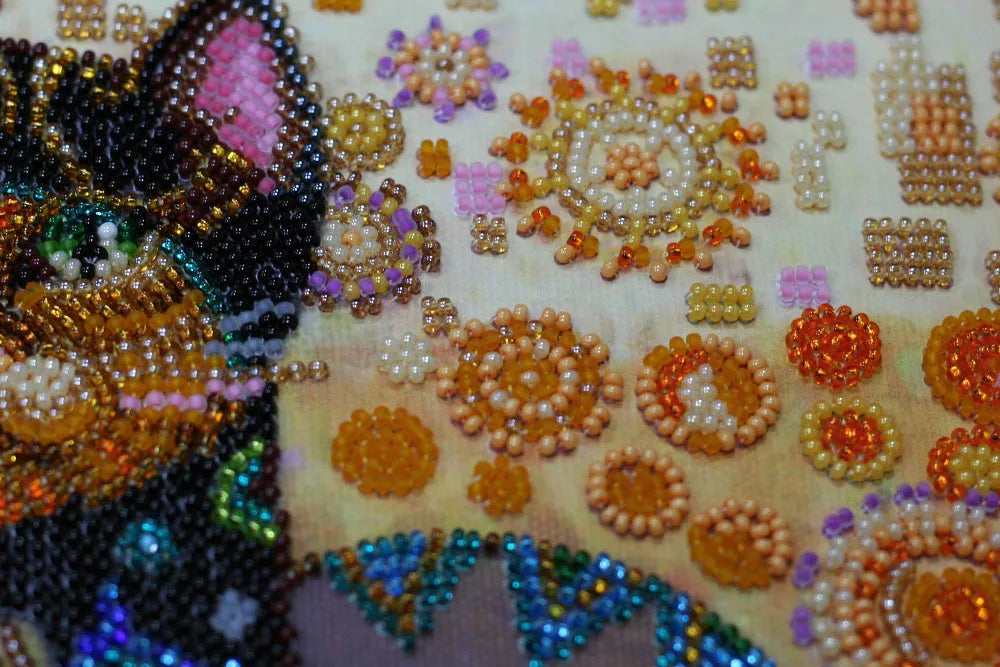 Bead Embroidery Kit Main Bead Embroidery Kit Cat's kiss