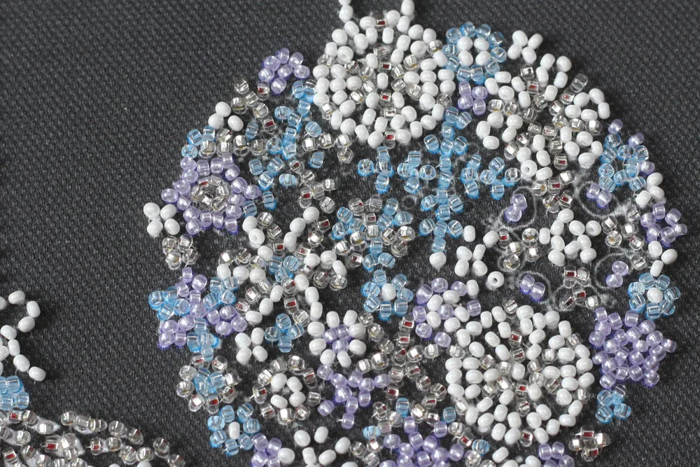 Bead Embroidery Kit Mid-sized bead embroidery kit Lace balls