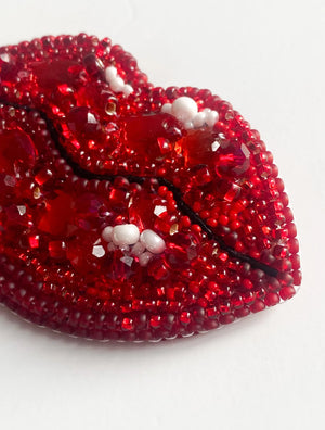 Brooch Embroidery Kit Decoration Passionate Kisses (Decoration)