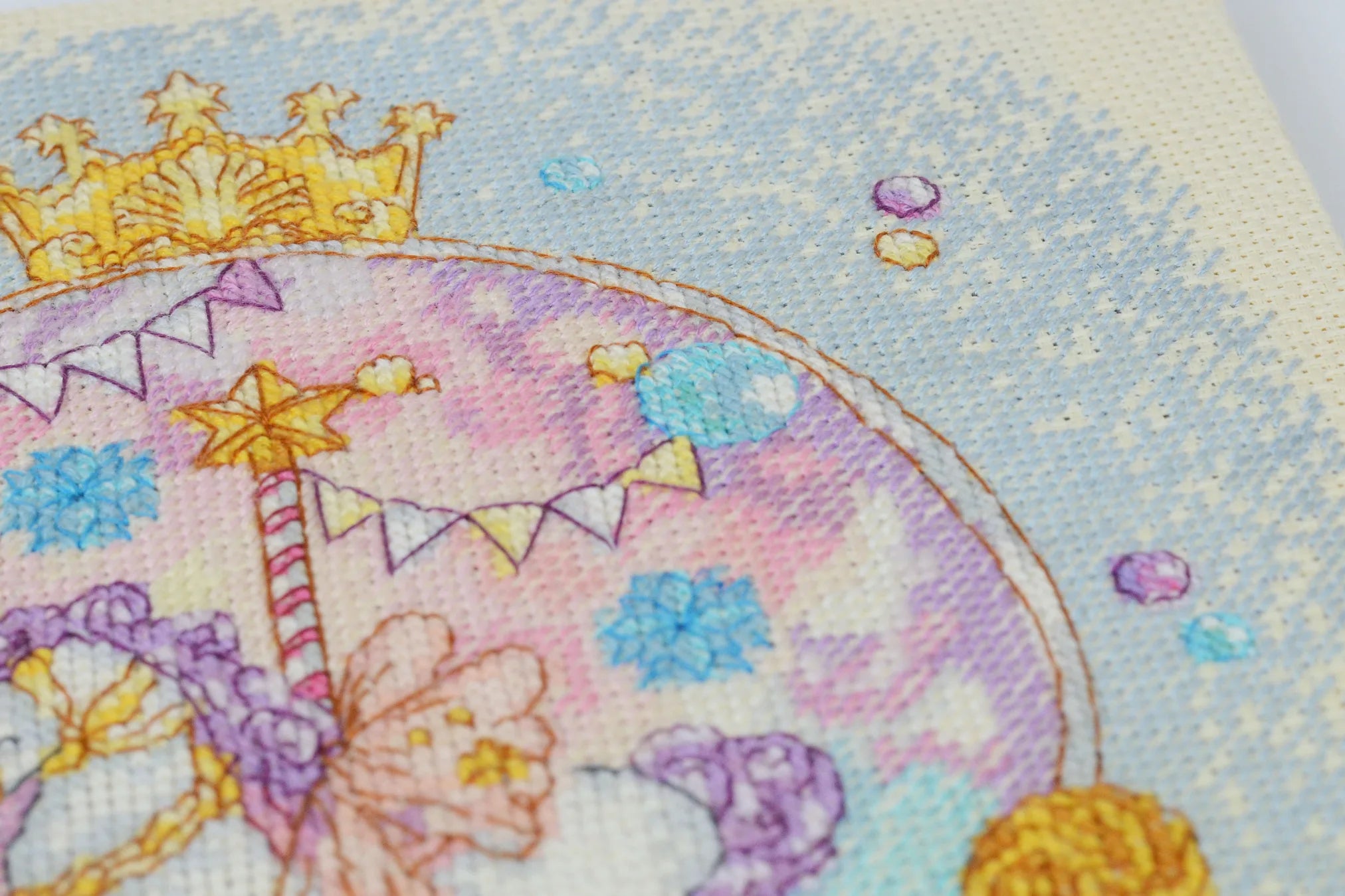 Cross Stitch Kit Cross-stitch kits Roundabout