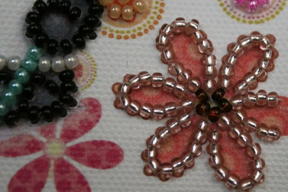 Magnets Bead Embroidery Kit Magnets Bead embroidery kit Bear and flowers