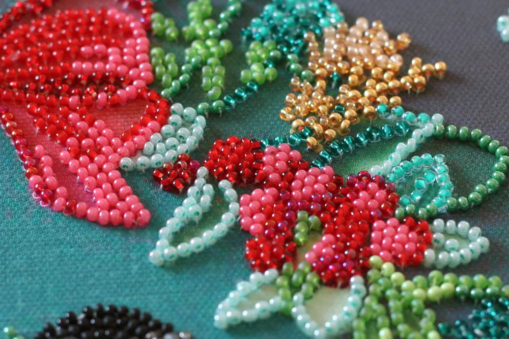 Bead Embroidery Kit Mid-sized bead embroidery kit Would you like a berry?