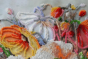 Bead Embroidery Kit Main Bead Embroidery Kit Delicate flowers
