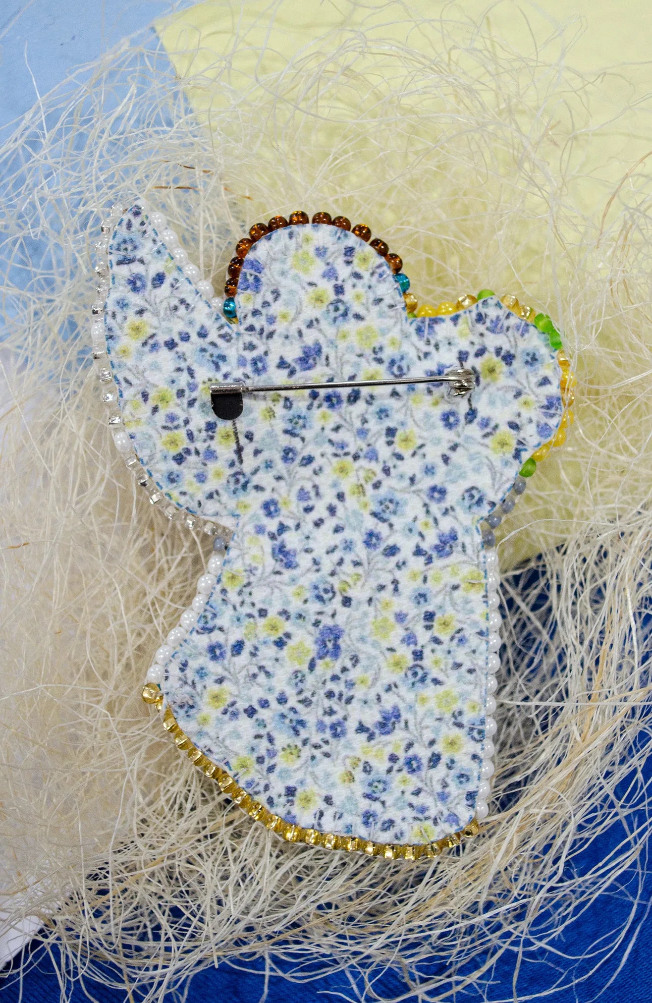 Brooch Embroidery Kit Decoration Ukrainian girl (Decoration)