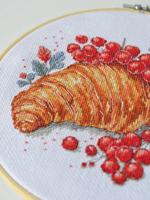 Cross Stitch Kit Cross-stitch kits Redcurrant Croissant