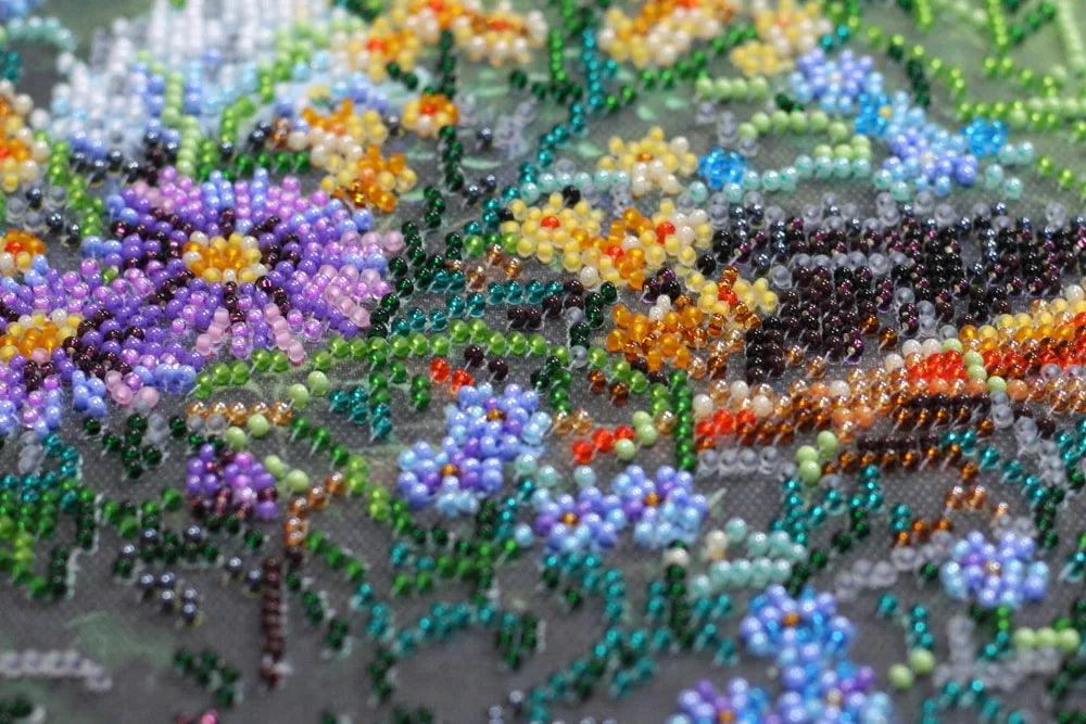 Bead Embroidery Kit Main Bead Embroidery Kit In grass