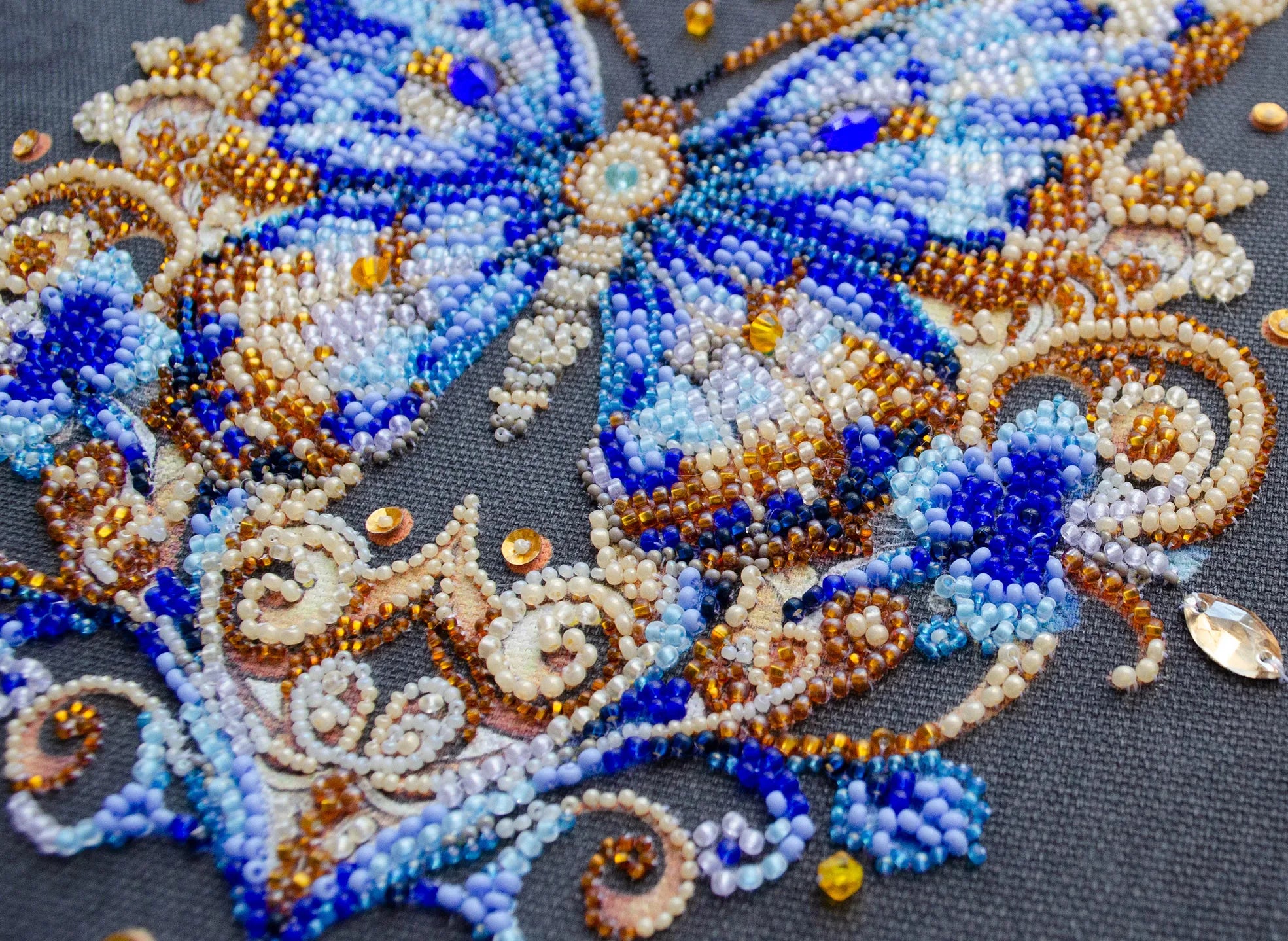 Bead Embroidery Kit Main Bead Embroidery Kit Luxurious sapphire